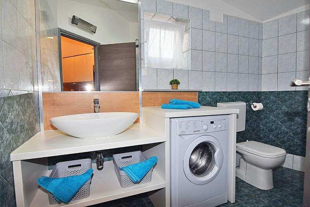 Mare Medulin Apartment Екстериор снимка