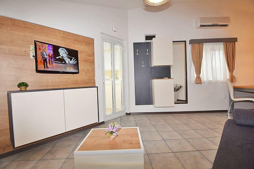 Mare Medulin Apartment Екстериор снимка